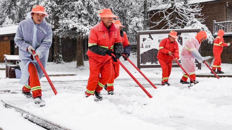 强降雪“助攻” 第十四届仙女山冰雪季12月23日开启 强降雪“助攻” 第十四届仙女山冰雪季12月23日开启